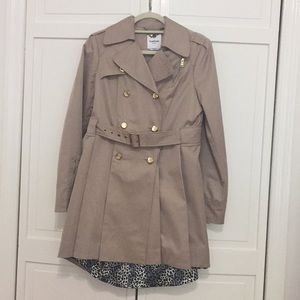 bebe swing trench coat